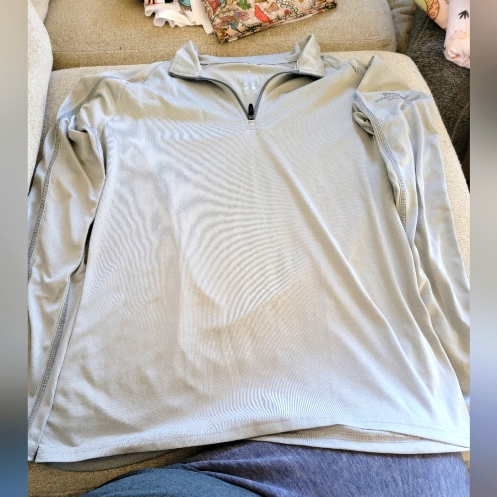 Women's Medium Elevate brand, gray long sleeve athletic shirt, see pictures